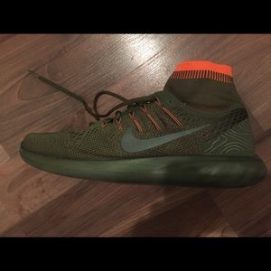 Nike Lunarglide 8 B side